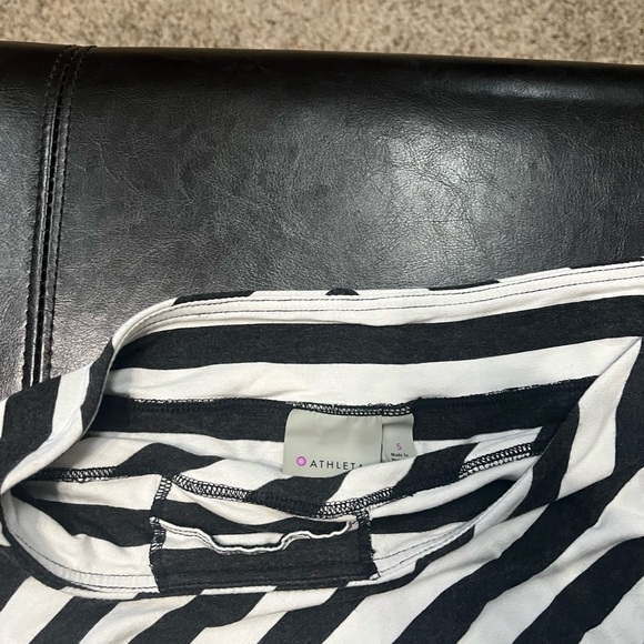 Athleta Skirt - Picture 2 of 2
